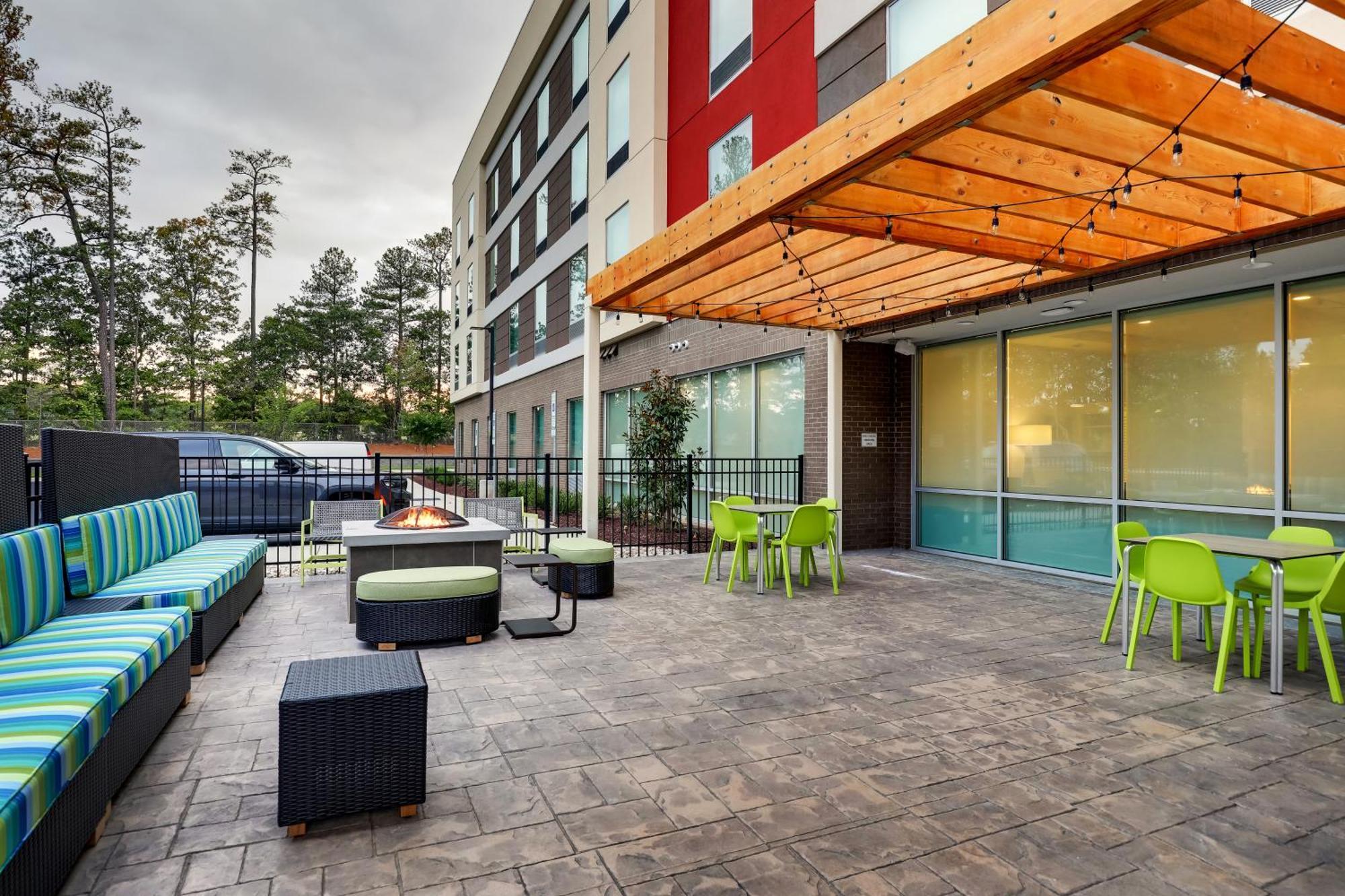 Home2 Suites By Hilton Sanford Bagian luar foto
